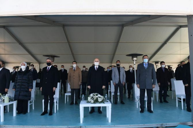 adil-karaismailoglu-malatya-havalimani-002.jpg adil-karaismailoglu-malatya-havalimani-002.jpg