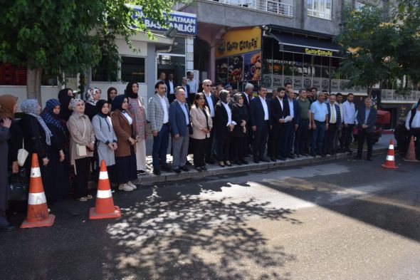 ak-parti-27-mayis-aciklamasi.jpg
