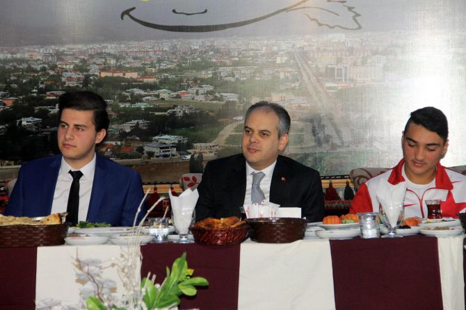 akif-cagatay-kilic.jpg