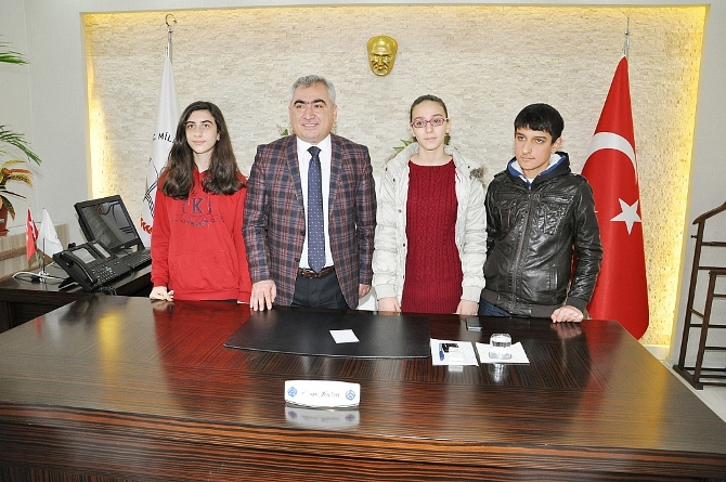 aslan,-sampiyonlari-kabul-etti-001.jpg
