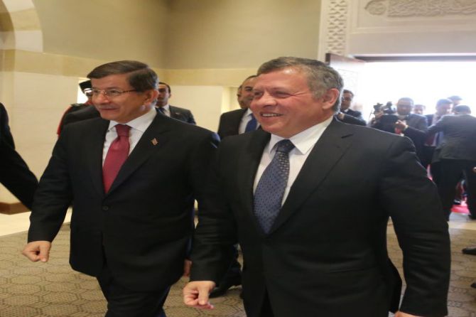 basbakan-ahmet-davutoglu,-urdun-krali-ile-gorustu-002.jpg