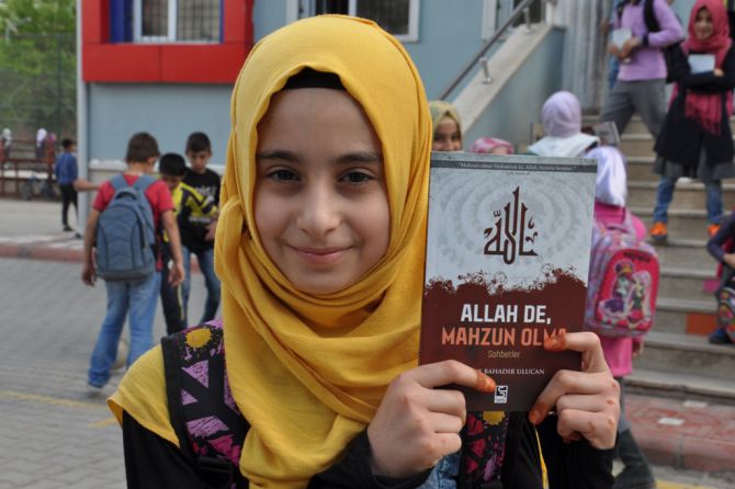 batman’da-ogrencilere-bin-kitap-bagisi-yapildi-003.jpg