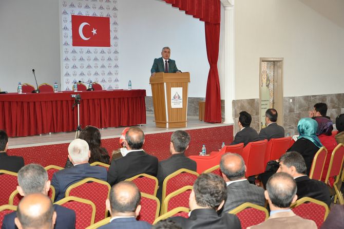 batman-il-milli-egitim-muduru-aslan,-okul-idarecileriyle-vedalasti.jpg