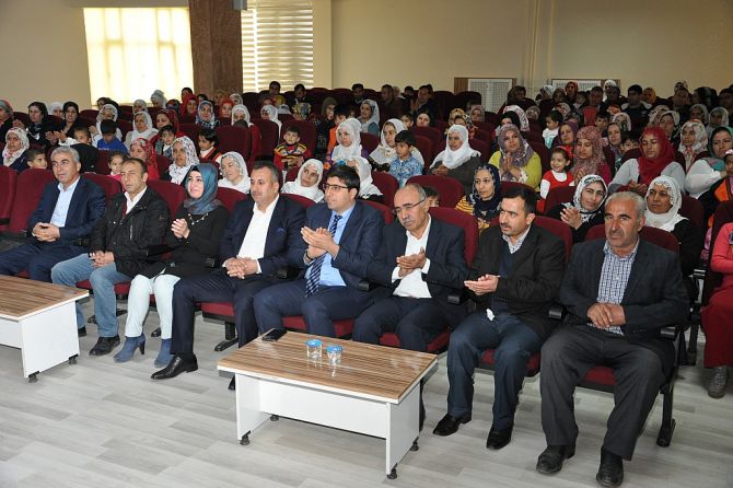 batmanda-‘cocuk-egitimi-ve-basari’-konferansi-002.jpg