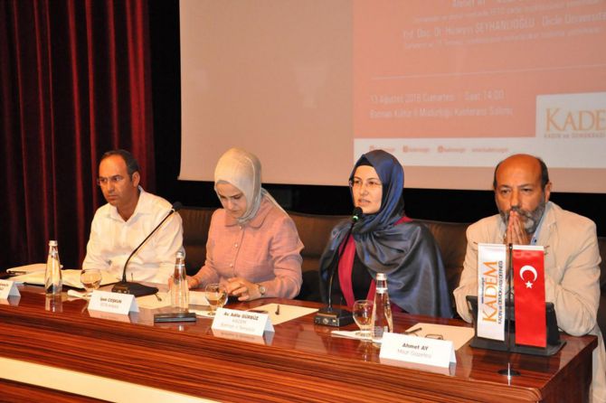 batmanda-15-temmuz-paneli-001.jpg