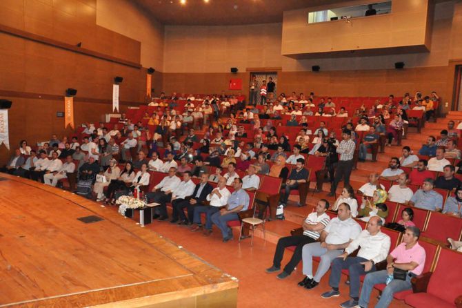 batmanda-15-temmuz-paneli.jpg