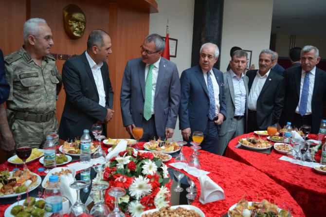 batmanda-resmi-bayramlasma--002.jpg