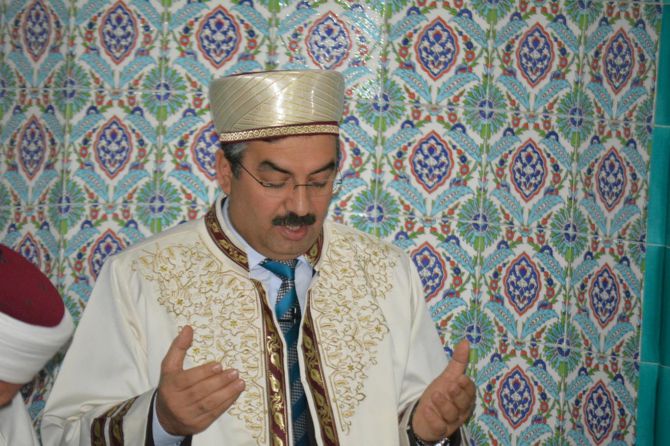 cuma-namazi-sonrasi-halep-icin-dua-002.jpg