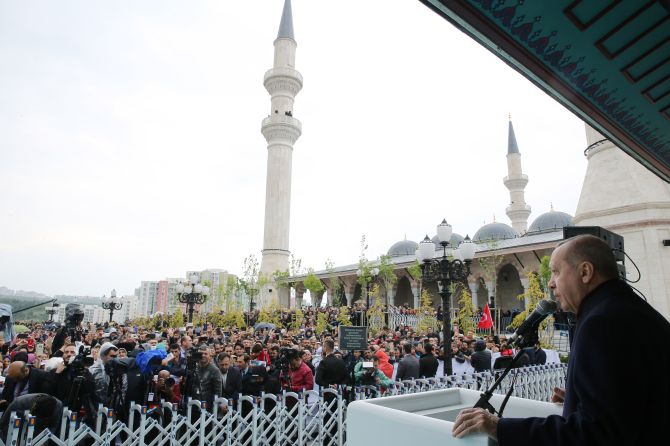 cumhurbaskani-erdogan-buyuk-ankara-camii-003.jpg