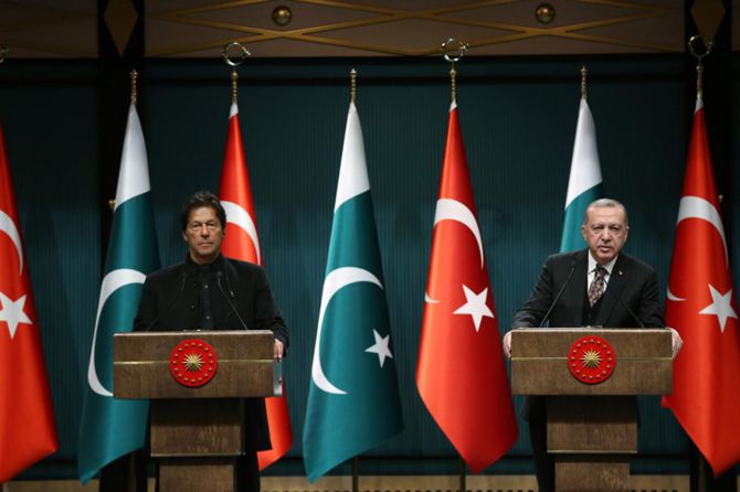 cumhurbaskani-erdogan-imran-han-002.jpg