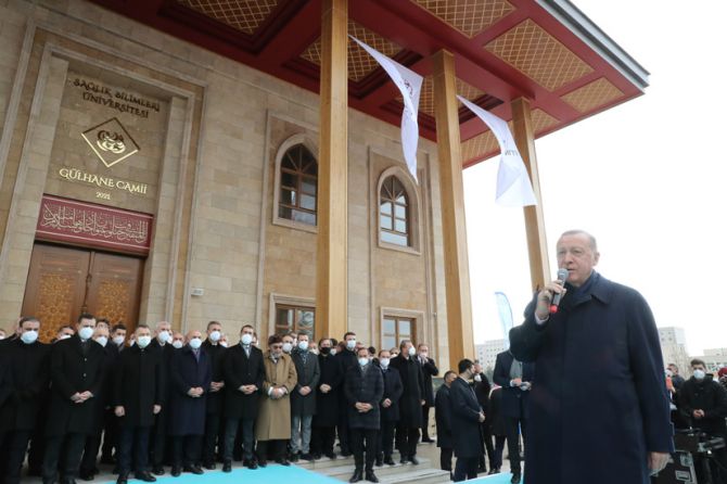 cumhurbaskani-erdogan-sbu-gulhane-camii-001.jpg