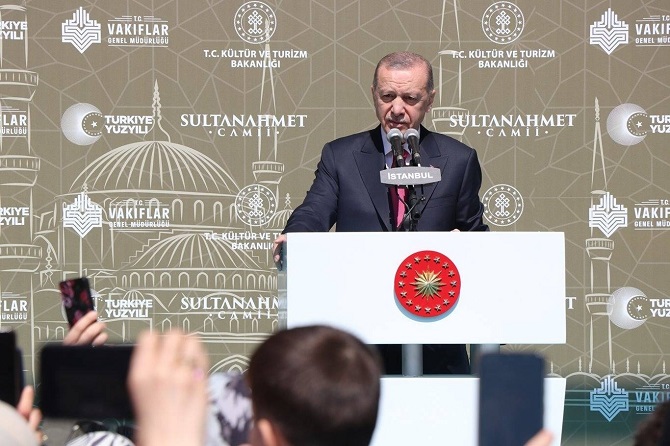 cumhurbaskani-erdogan-sultanahmet-camii-acilisi.jpeg