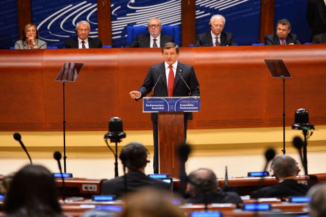 davutoglu,-avrupa-konseyi-parlamenterler-meclisi’nde-konustu-003.jpg