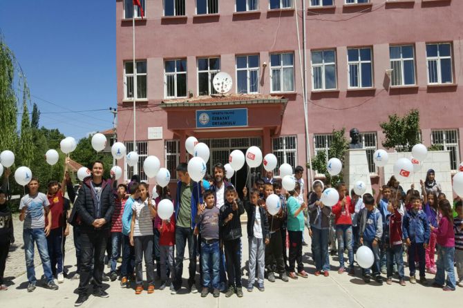 deniz-feneri-iyilik-okullari-hayat-kurtariyor.jpg