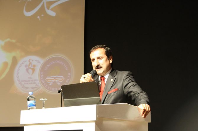 dicle-universitesinde-kutlu-dogum-etkinligi-002.jpg