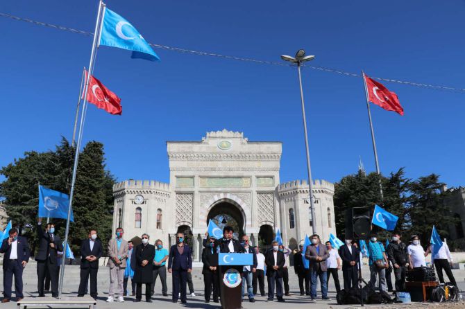 dogu-turkistan-isgali-protestosu-002.jpg