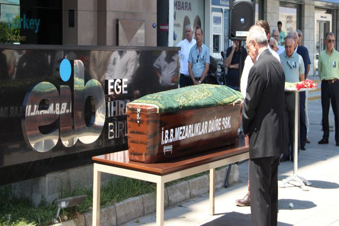 eib,-erocal-icin-anma-toreni-duzenledi‏-002.jpg