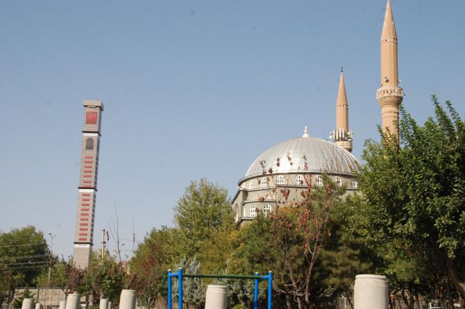 halk-baz-istasyonu-tepki-gosterdi-001.jpg