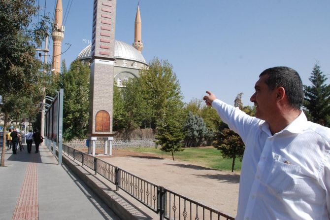 halk-baz-istasyonu-tepki-gosterdi.jpg