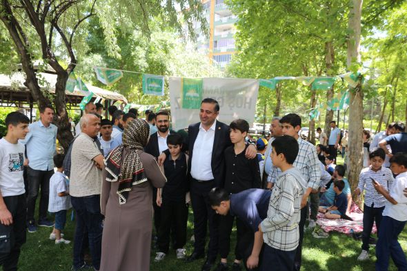 hur-genclik-bahar-etkinlikleri-002.jpg