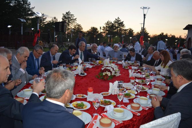 mehmet-muezzinoglu-003.jpg