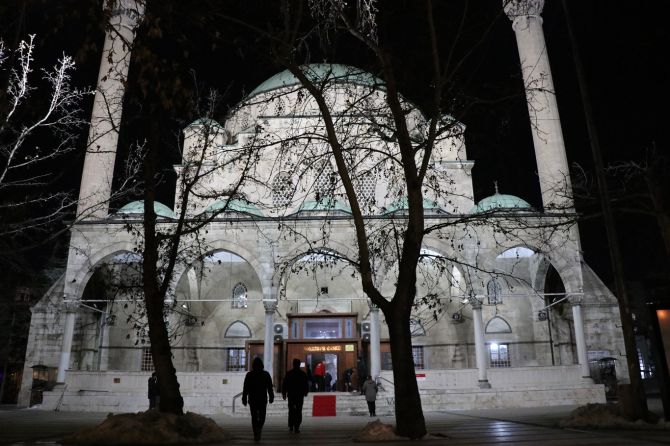 mirac-kandili-camii.jpg