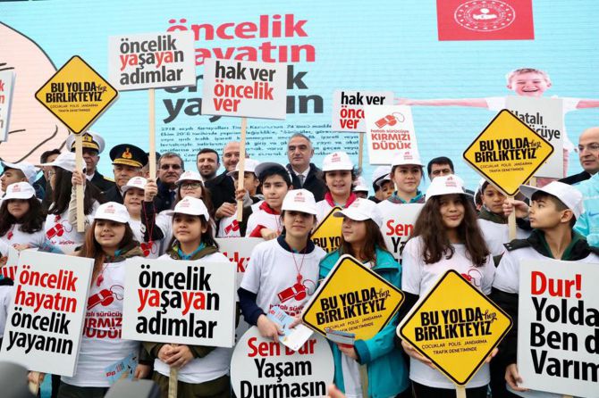 oncelik-hayatin,-oncelik-yayanin-003.jpg