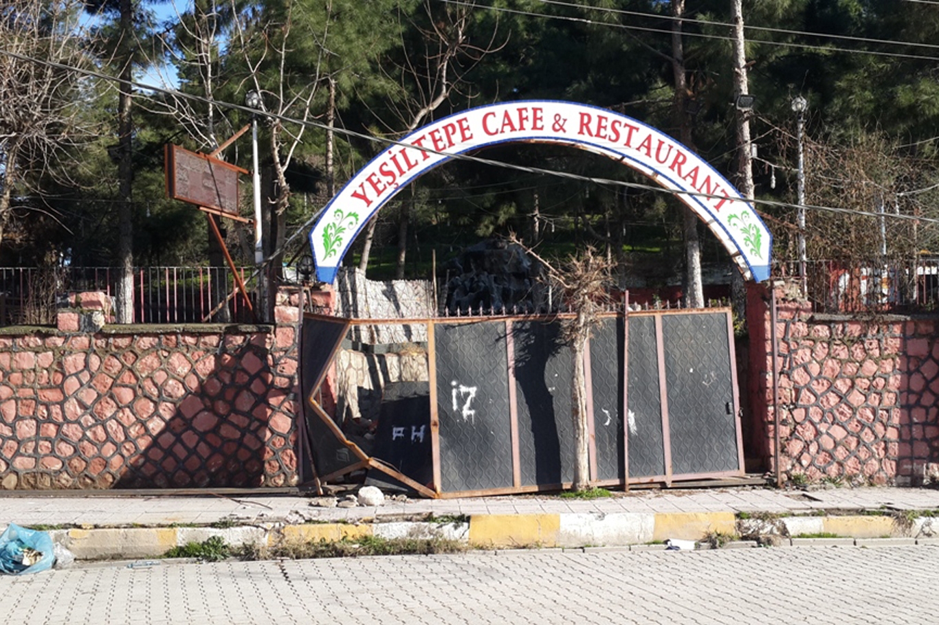 operasyonlarin-ardindan-silopi-ilcesi-harabeye-dondu-005.jpg