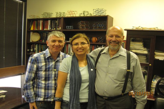 prof.-dr.-ozer-goktepe-ve-prof.dr.-fatma-goktepe.jpg