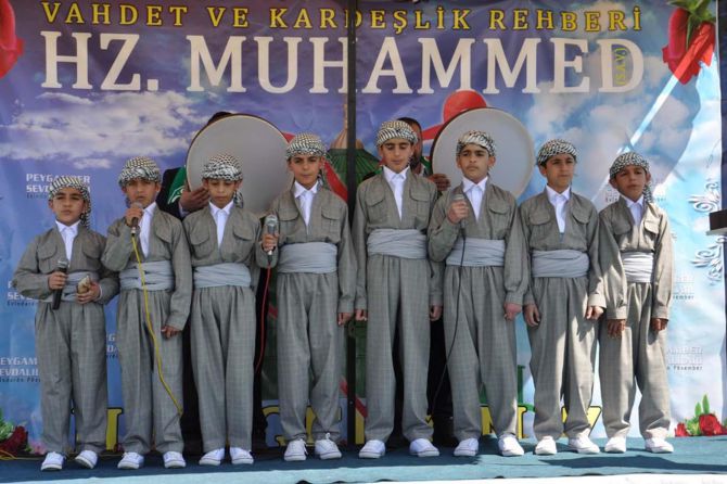 sinan-koyunde-kutlu-dogum-coskusu.jpg