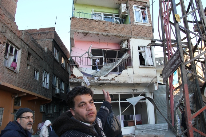 surda-hdp’li-vekillere-tepki.jpg
