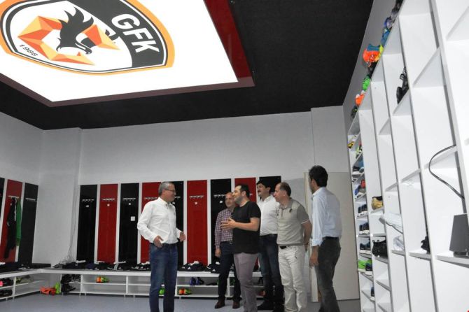 vali-deniz-gaziantep-futbol-altyapi-001.jpg