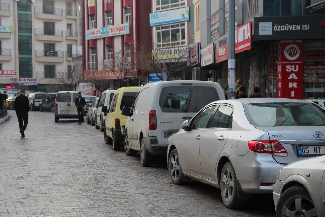 van’in-trafik-sorununa-alternatif-yol-onerisi.jpg
