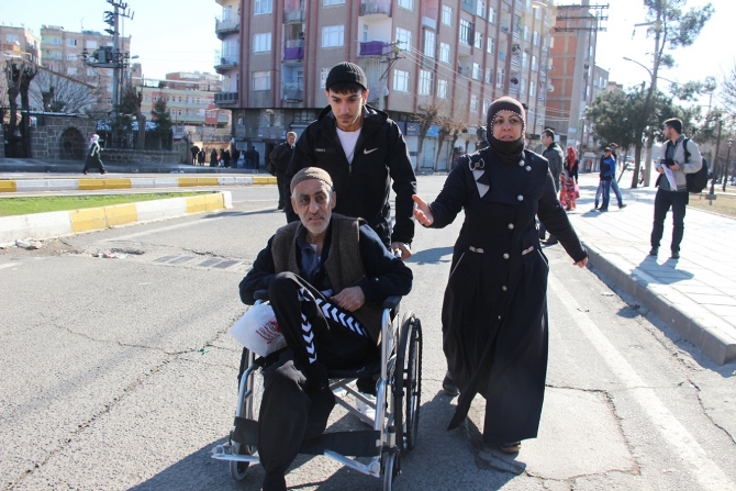 yasak-genisleti-sur’da-halk-gocuyor.jpg