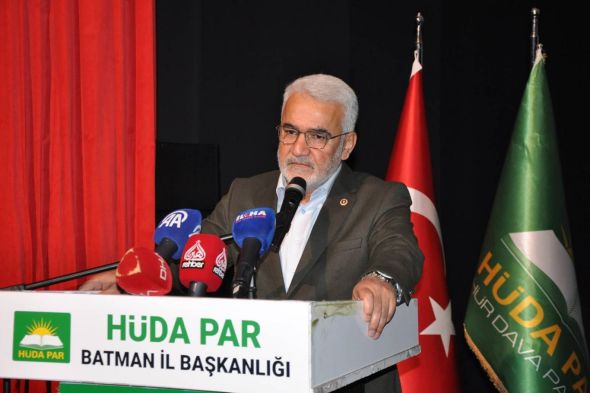 zekeriya-yapicioglu-batman-il-kongresi-003.jpg